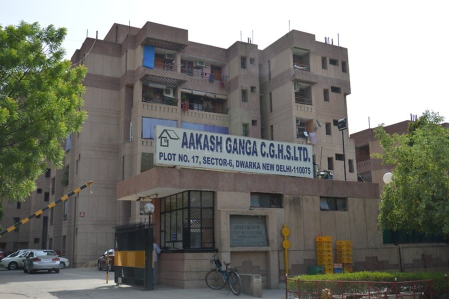 3bhk 2 bath Flat for sale in Aakash Ganga Sector 6 Dwarka Delhi 